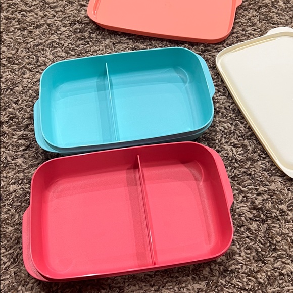 Tupperware interchangeable divided containers - Picture 4 of 4